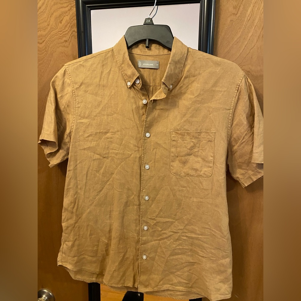 Everlane Men's Brown Linen Short Sleeve Shirt